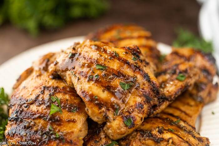 Juicy Grilled Boneless Chicken Thighs: Easy Marinade for Flavorful Meals